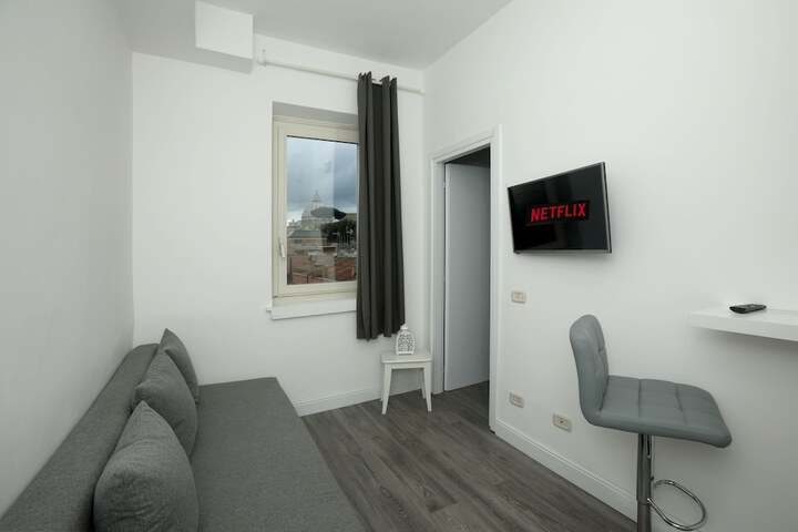 Room 20 of 35