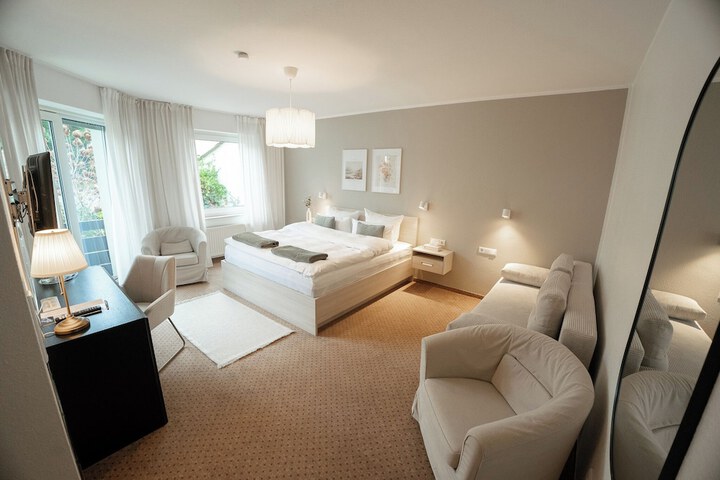 Room 12 of 29