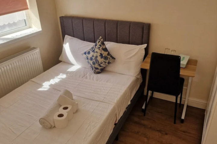 Room 14 of 17