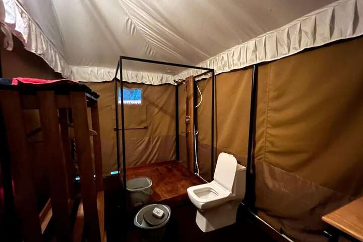 Room 14 of 33