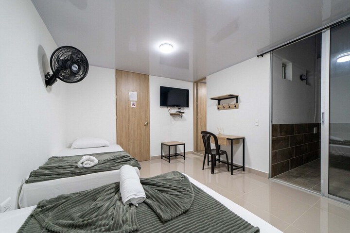 Room 36 of 122