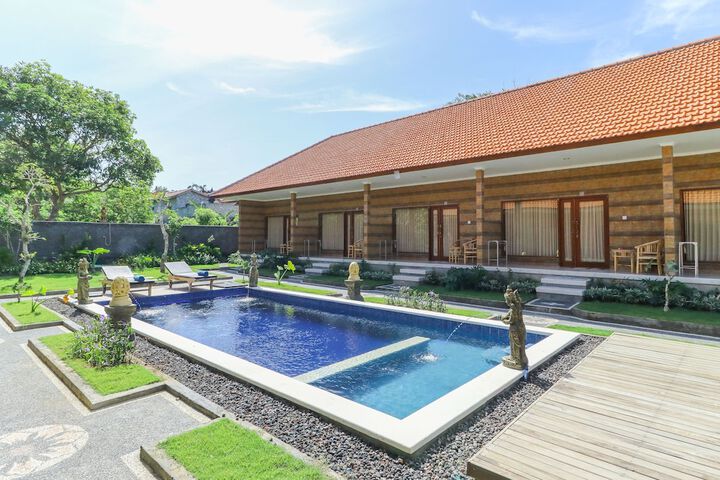 Pool 16 of 34