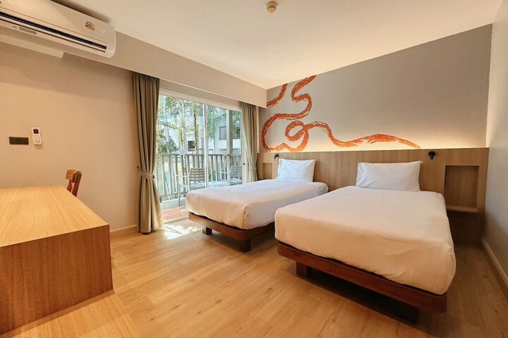 Room 32 of 78
