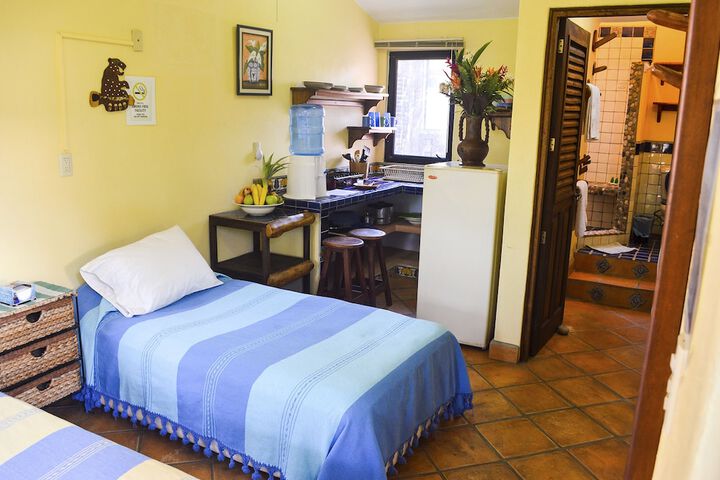 Room 15 of 285