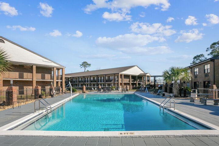 Pool 78 of 124