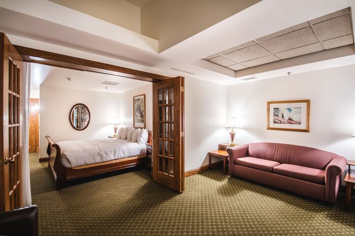 Room 25 of 62