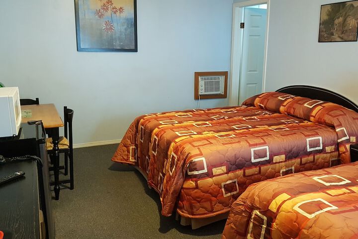 Room 21 of 33