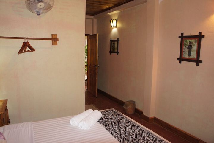 Room 9 of 53