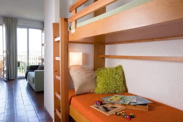 Room 3 of 18