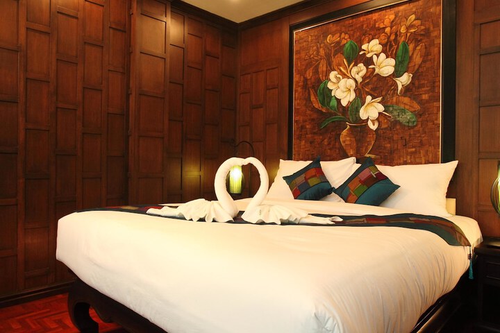 Room 5 of 42