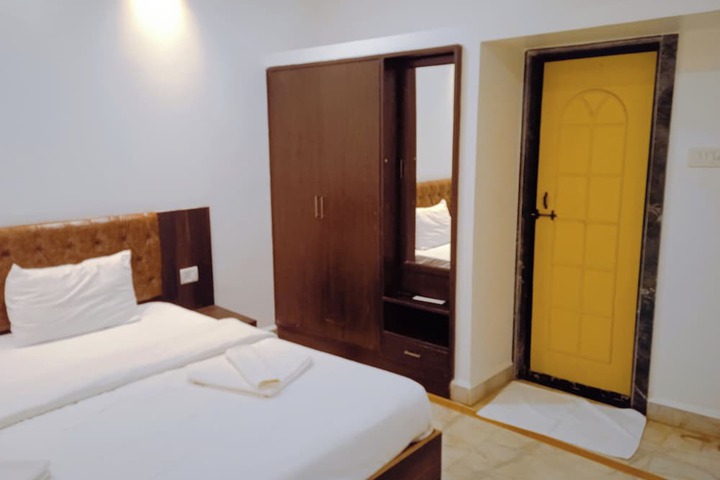 Room 22 of 48