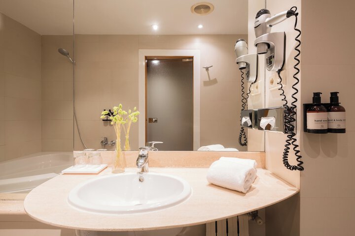 Bathroom Interior Photo