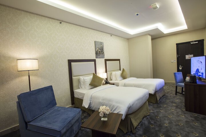 Room 15 of 61