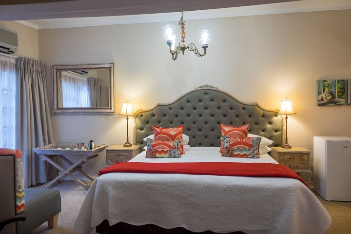 Room 10 of 68