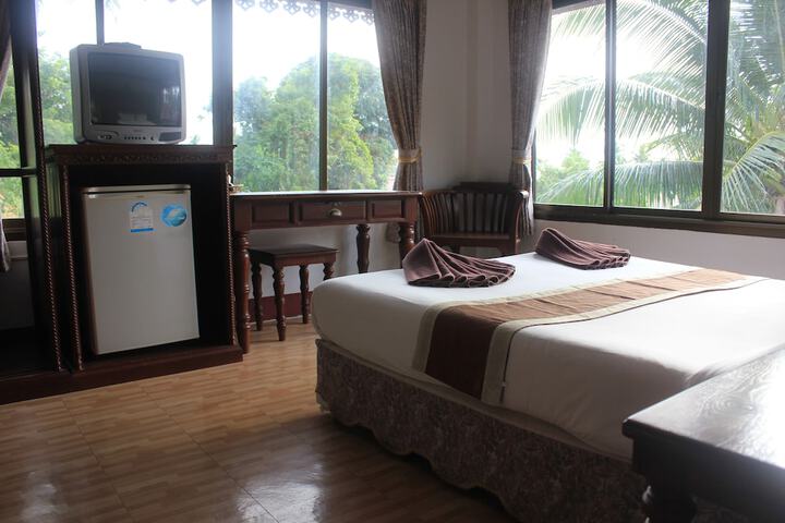 Room 10 of 46