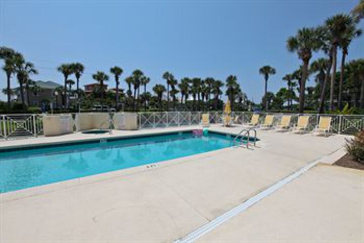 Pool 85 of 102