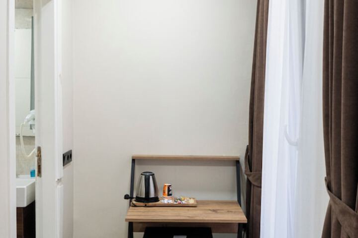 Room 63 of 86