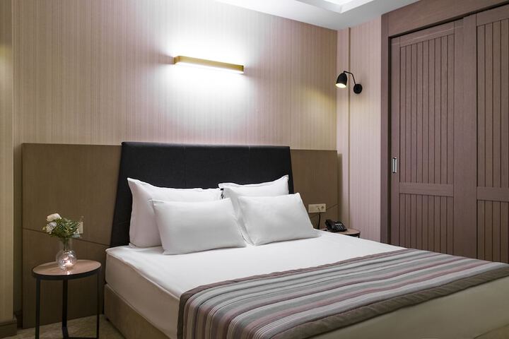 Room 36 of 107