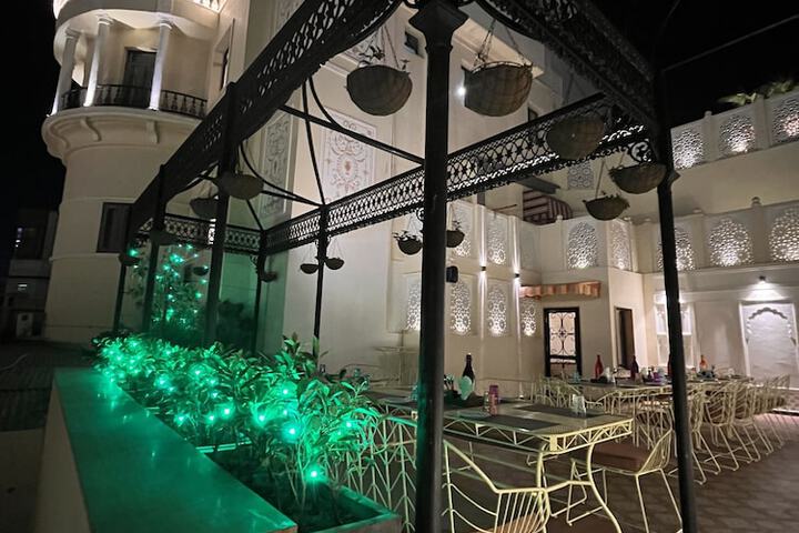 Hotel 64 of 64