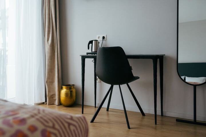 Room 11 of 26