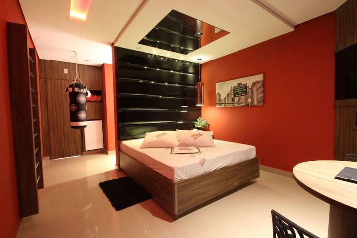 Room 14 of 61