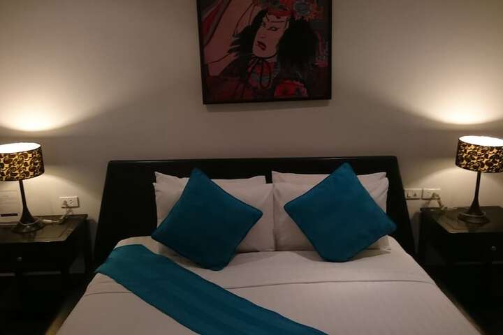 Room 7 of 116