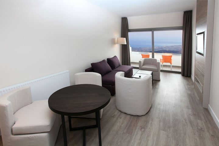 Room 15 of 72