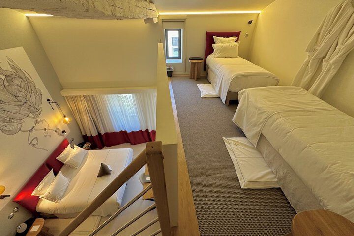 Room 9 of 44