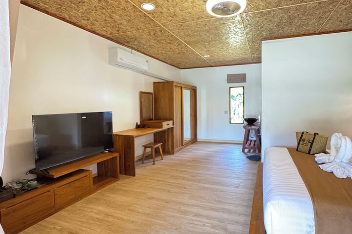 Room 5 of 67