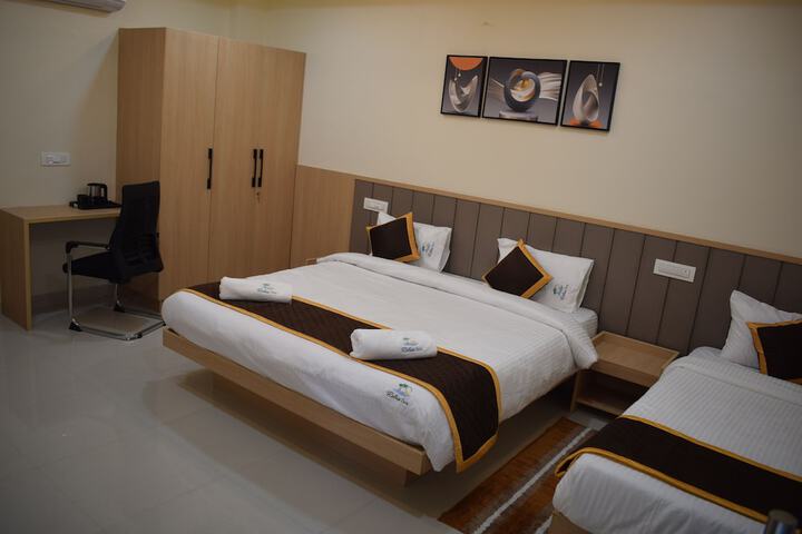 Room 18 of 38