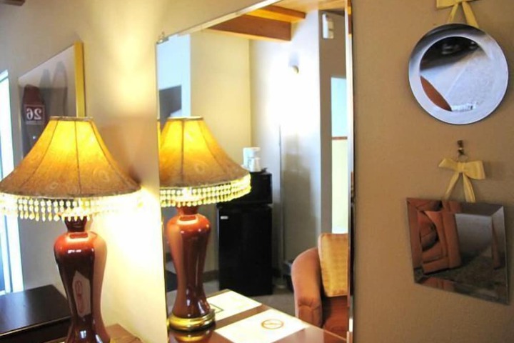 Room 18 of 20