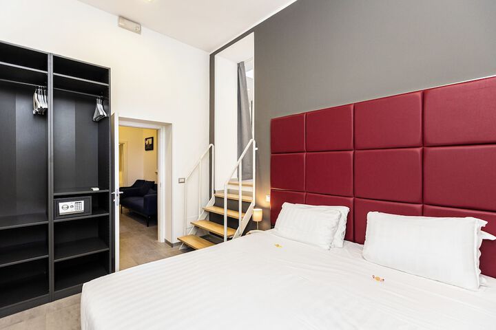 Room 115 of 222