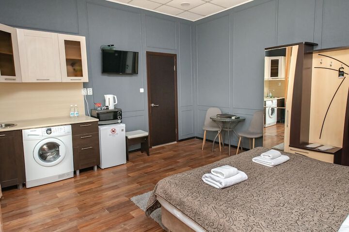 Room 27 of 62