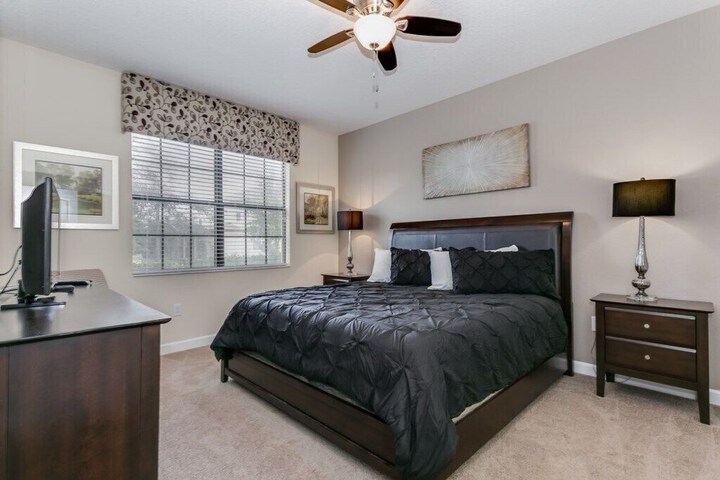 Room 15 of 71