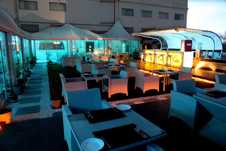 Terrace/Patio 54 of 58