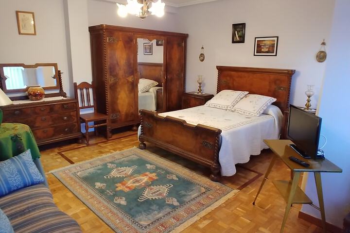 Room 4 of 14