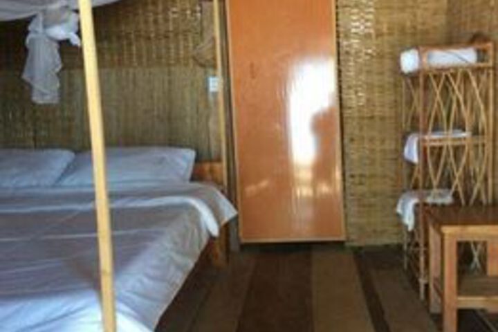 Room 10 of 20