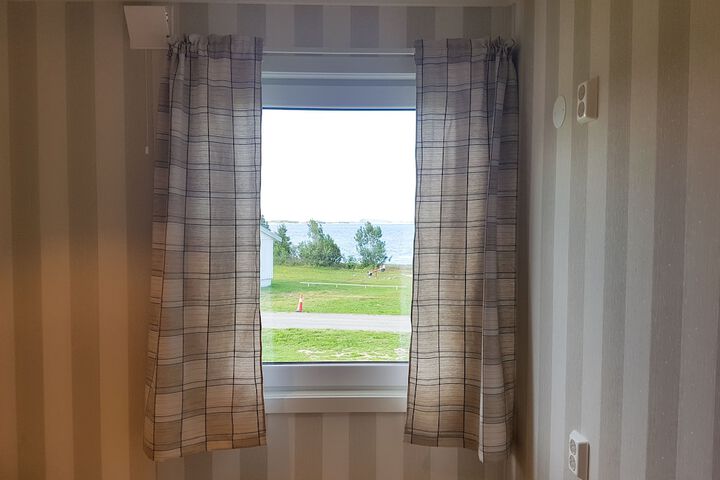 Room 27 of 117