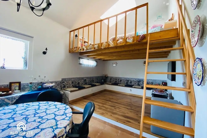 Room 6 of 11