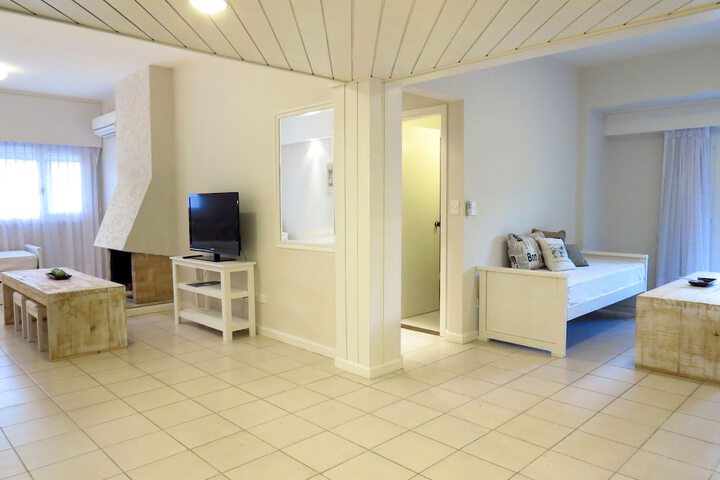 Room 26 of 118