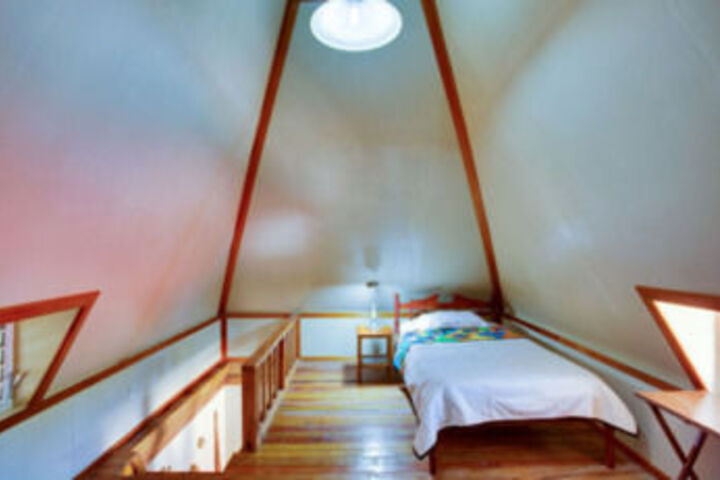Room 14 of 32