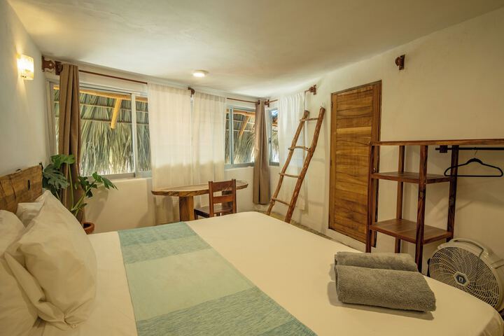 Room 26 of 91