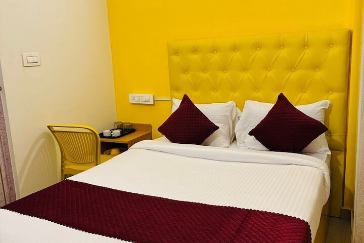 Room 6 of 31