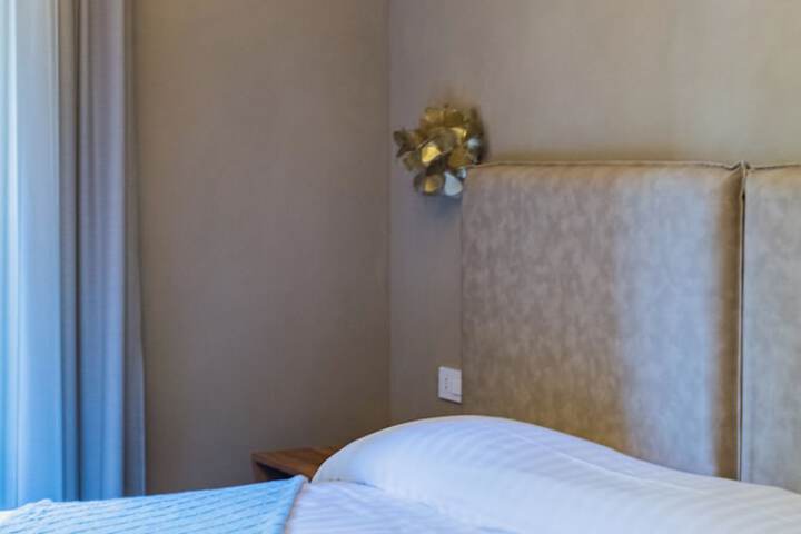 Room 50 of 163