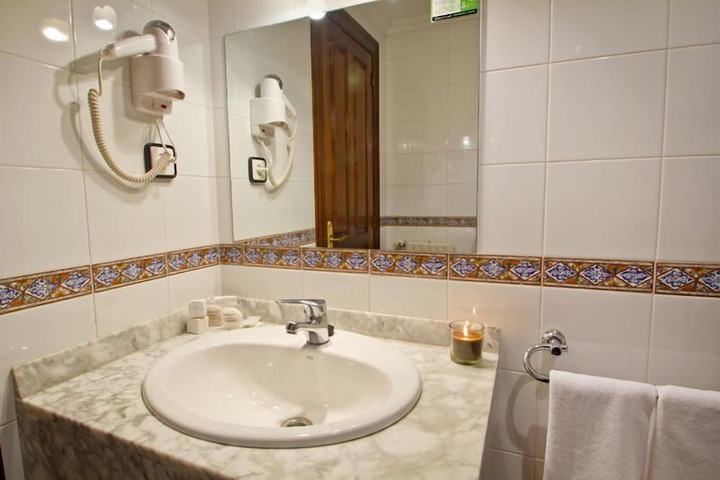 Bathroom Interior Photo