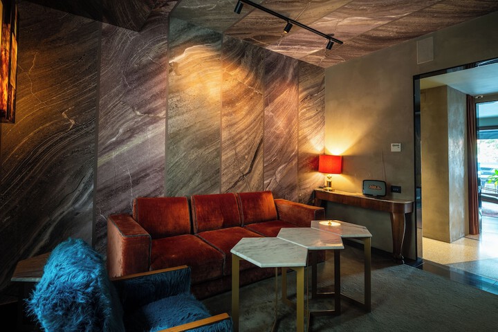 Hotel Interior 14 of 257