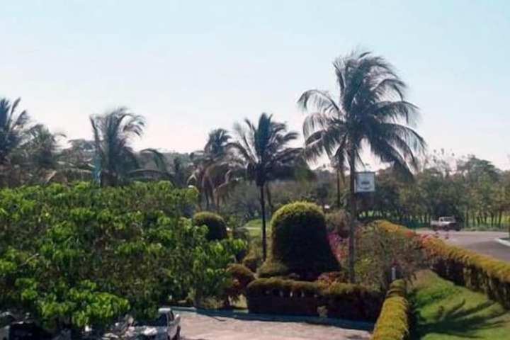 Pool Hotel
