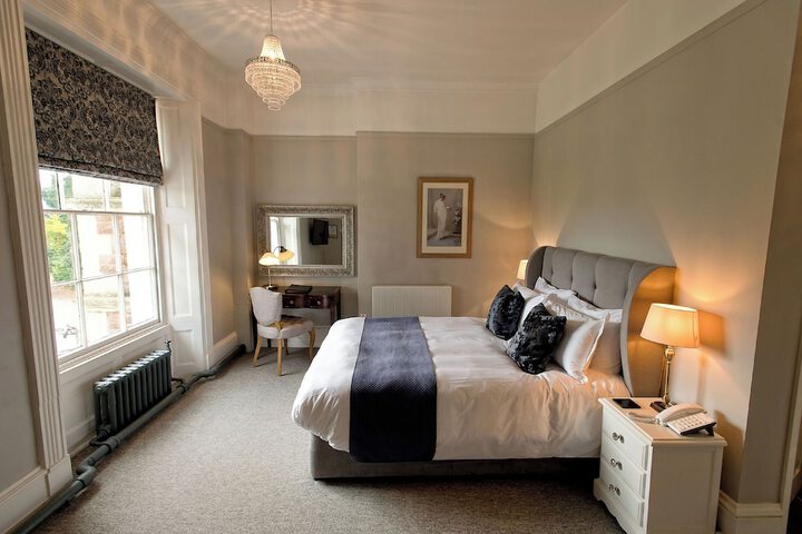Room 56 of 165