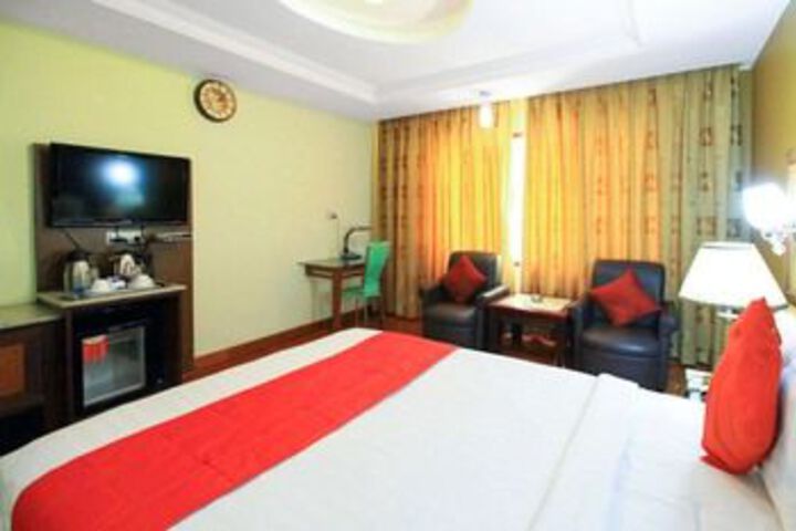 Room 15 of 42
