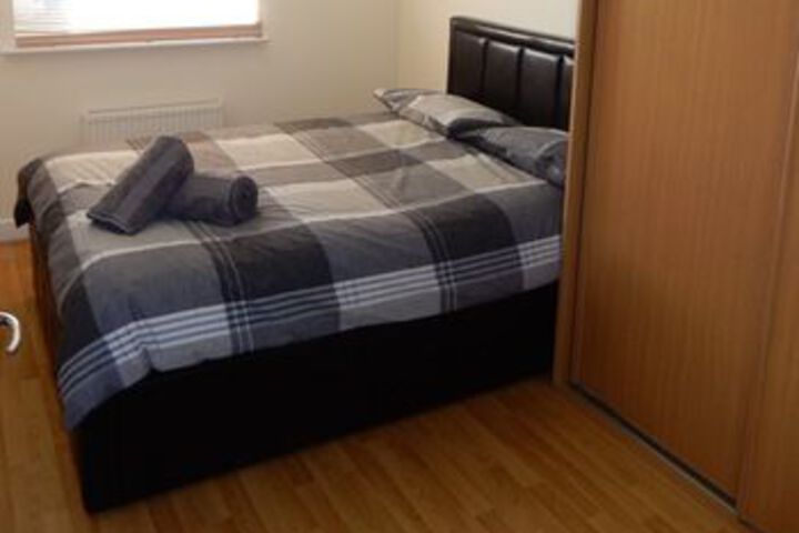 Room 3 of 7